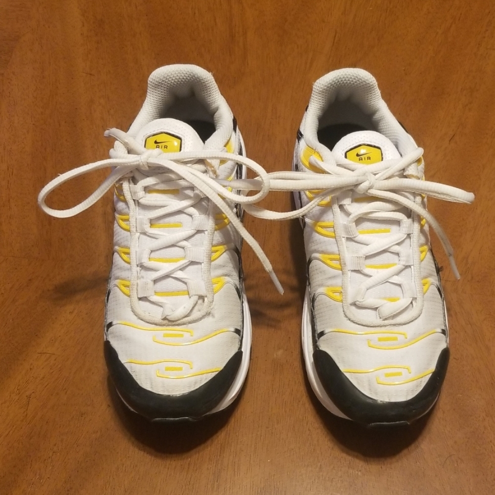 Boys NIKE Air Max plus